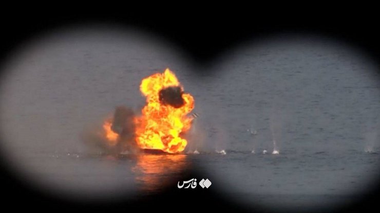 ормузский пролив учения иран