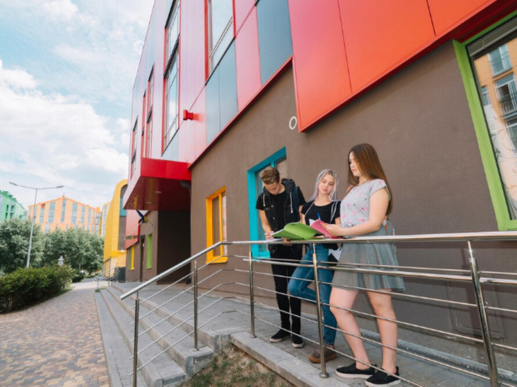 Россиянам важнее иметь рядом с домом не рестораны, а кинотеатры