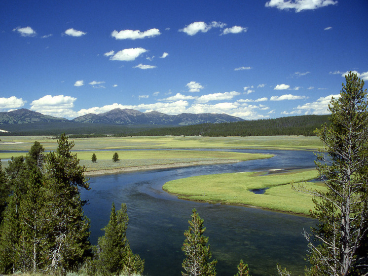 Под Йеллоустоуном обнаружены десятки тысяч незамеченных землетрясений