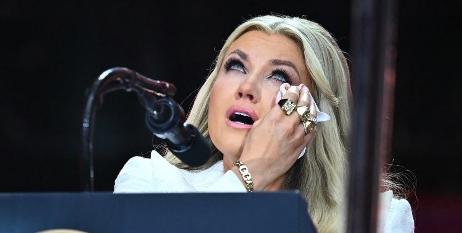 zhena-charli-kirka-pytalas-snjat-prokljatie-nalozhennoe-vedmami-s-etsy-d1257a0