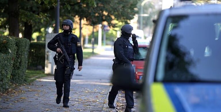 germanija-zakryla-oktoberfest-iz-za-ugrozy-vzryva-policija-ishhet-bombu-foto-7fe70f5