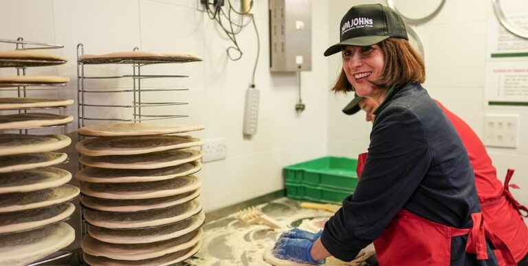 piccametr-zashkalivaet-iz-za-ugrozy-novogo-voennogo-konflikta-v-pentagone-vyros-spros-na-piccu-foto-74af01e