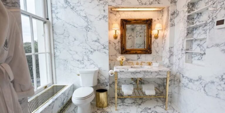 tramp-pohvastalsja-remontom-vannoj-linkolna-v-belom-dome-demokraty-vozmushheny-foto-bdca34b