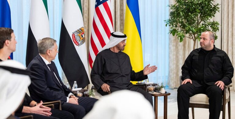 neozhidannaja-otsrochka-pochemu-na-samom-dele-perenesena-data-mirnyh-peregovorov-v-abu-dabi-9e94088