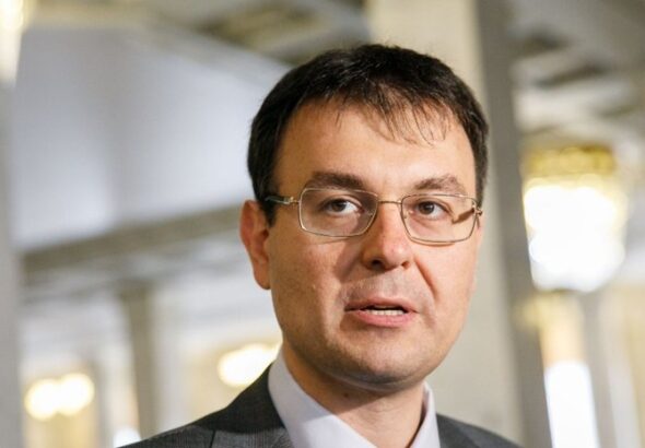 banda-ermaka-otpravka-na-front-i-likvidacija-nabu-nardepy-vyskazalis-pochemu-ne-rabotaet-rada-4a52609