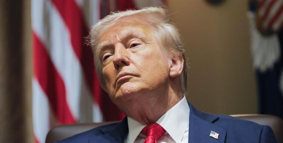 potratil-vse-svoe-vremja-i-dengi-tramp-raskritikoval-bajdena-za-chrezmernuju-pomoshh-ukraine-d1c7211