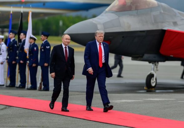 riskovannyj-shag-tramp-ne-otkazhetsja-ot-mirnogo-soglashenija-s-putinym-iz-za-idei-protivodejstvija-kitaju-politico-c745e1f