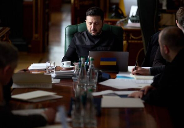 ukraina-gotova-pomogat-zelenskij-obsudil-s-liderom-oae-posledstvija-iranskih-udarov-7a5b79f
