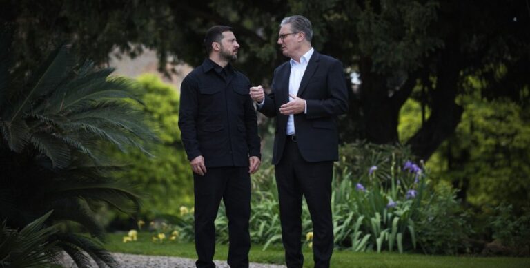 zelenskij-pribyl-v-london-s-kem-vstretitsja-detali-vizita-1eaf6bb