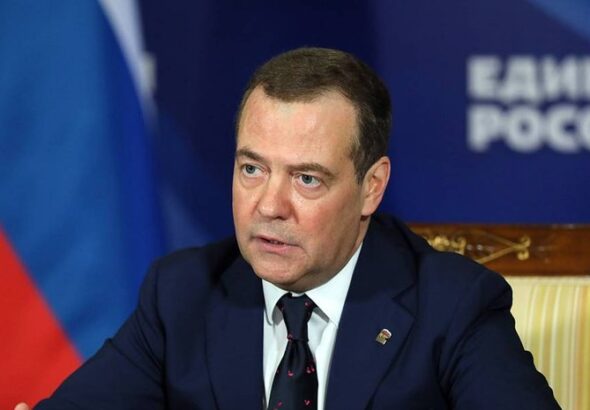 zombi-apokalipsis-mozhet-stat-realnostju-medvedev-obvinil-ssha-v-biologicheskih-eksperimentah-96af377