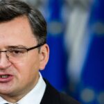 rebjata-kopajte-okopy-kuleba-rasskazal-kak-nuland-preduprezhdala-ukrainu-v-2021-godu-o-vtorzhenii-rf-10f9200