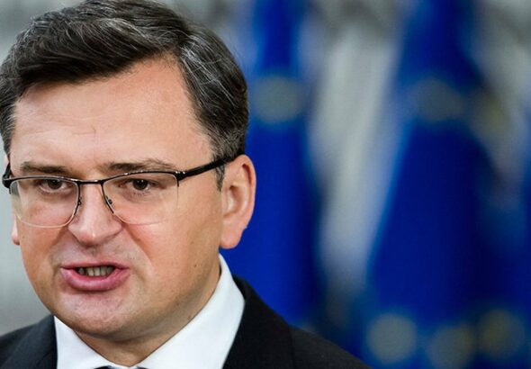 rebjata-kopajte-okopy-kuleba-rasskazal-kak-nuland-preduprezhdala-ukrainu-v-2021-godu-o-vtorzhenii-rf-10f9200