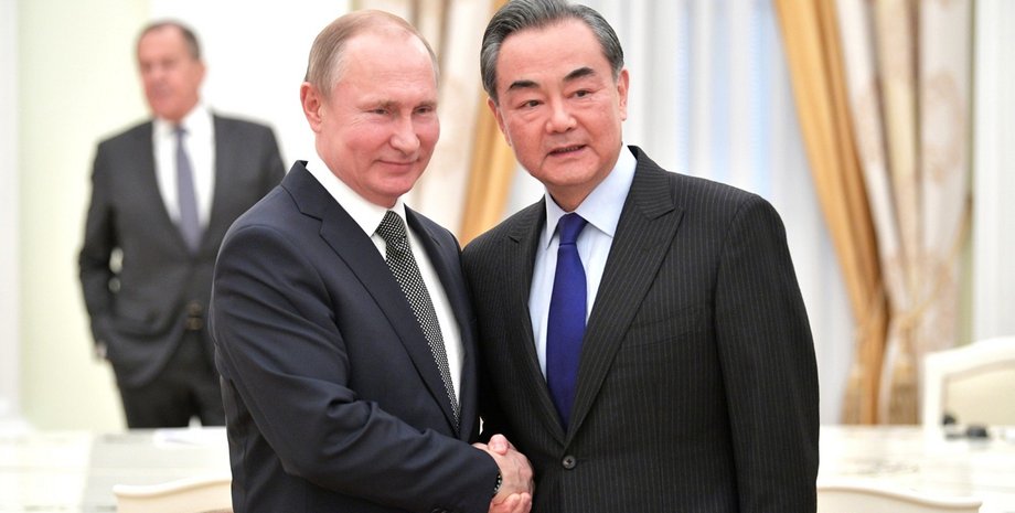 путин и ван и в кремле