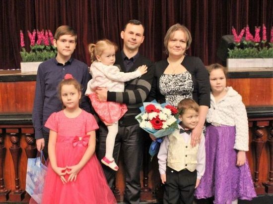 Многодетные и счастливые: история семьи из Мурманской области