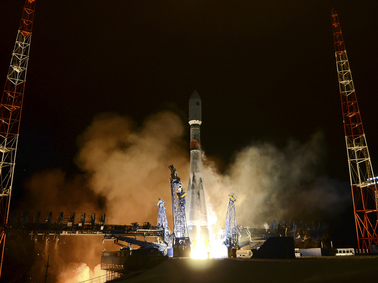 На околоземной орбите появилась новая группа связных спутников «Рассвет-3»