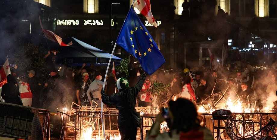 протесты в Грузии В Тбилиси протесты против результатов выборов