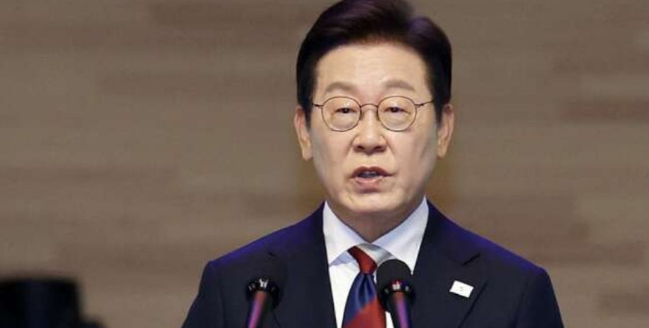 Президент Южной Кореи Ли Чжэ Мён Дорогу перекрыли из-за кортежа Трампа